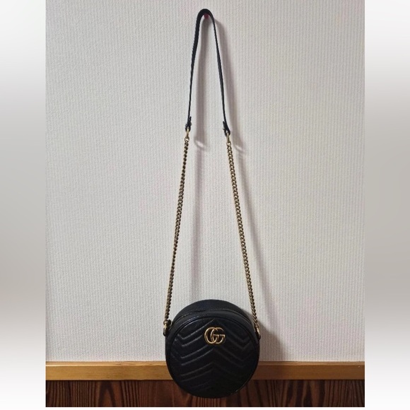 Gucci Black Chevron Leather Crossbody Bag - Picture 3 of 8